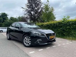 Zwart Gebruikt 2014 Mazda 3 Sedan | € 11.500 (Goede deal)