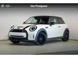 Wit, metallic lak Gebruikt 2023 Mini Cooper SE Classic Hatchback | € 23.795 (Iets duurder)