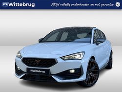 Wit Gebruikt 2022 Cupra Leon VZ Hatchback | € 27.950 (Iets duurder)