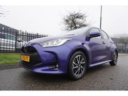 Blauw Gebruikt 2020 Toyota Yaris Edition Hatchback | € 18.445 (Eerlijke prijs)