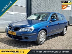 Blauw Gebruikt 2001 Nissan Almera Comfort Hatchback | € 1.999