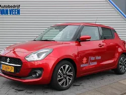 Rood Gebruikt 2024 Suzuki Swift Style Hatchback | € 19.690 (Eerlijke prijs)