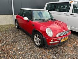 Rood Gebruikt 2004 Mini Cooper Hatchback | € 1.499 (Super prijs)