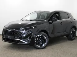 Zwart Gebruikt 2025 Nissan Qashqai N-Connecta SUV | € 37.950 (Eerlijke prijs)