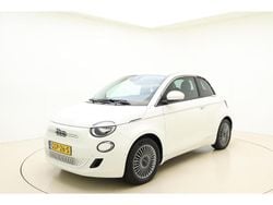 Wit Nieuw 2024 Fiat 500e Urban Hatchback | € 26.645 (Super prijs)