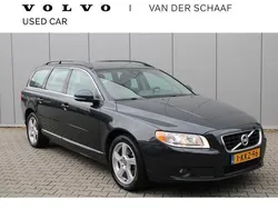 Grijs, metallic lak Gebruikt 2013 Volvo V70 Plus Stationwagen | € 14.900