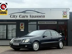Blauw, metallic lak Gebruikt 2002 Mercedes E500 Elegance Sedan | € 11.950 (Iets duurder)