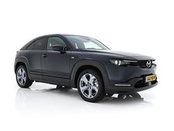 Zwart Gebruikt 2024 Mazda MX30 Ad'Vantage SUV | € 19.945 (Eerlijke prijs)