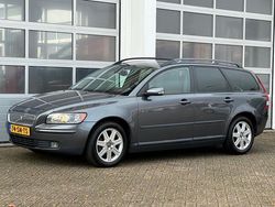 Grijs Gebruikt 2006 Volvo V50 Stationwagen | € 1.945 (Eerlijke prijs)