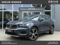 Blauw Gebruikt 2022 Volvo XC40 Inscription SUV | € 35.900 (Eerlijke prijs)