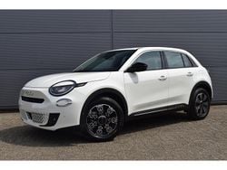 Wit Nieuw 2025 Fiat 600E Urban SUV | € 31.885 (Goede deal)