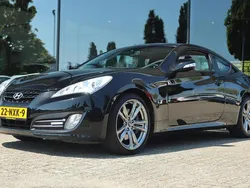 Zwart Gebruikt 2011 Hyundai Genesis Coupé | € 17.950
