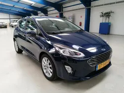 Blauw Gebruikt 2018 Ford Fiesta Titanium Hatchback | € 12.190 (Eerlijke prijs)