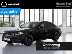 Zwart, metallic lak Gebruikt 2024 Mercedes E300 AMG line Sedan | € 62.850 (Eerlijke prijs)