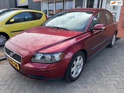 Rood Gebruikt 2004 Volvo S40 Sedan | € 6.999 (Duur)
