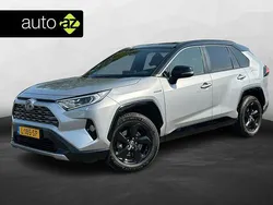 Grijs Gebruikt 2020 Toyota RAV4 SUV | € 31.900 (Goede deal)