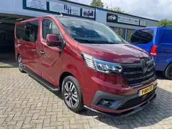 Rood Nieuw 2024 Renault Trafic LIMITED Van | € 38.750