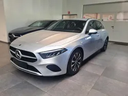 Zilver Gebruikt 2023 Mercedes A180 Business Sedan | € 25.800 (Super prijs)