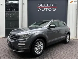 Grijs Gebruikt 2020 VW T-Roc Style SUV | € 16.950 (Goede deal)
