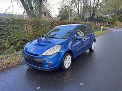 Blauw Gebruikt 2010 Renault Clio II Hatchback | € 2.250 (Eerlijke prijs)