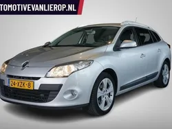 Grijs Gebruikt 2011 Renault Mégane GrandTour Bose Edition Stationwagen | € 6.995 (Eerlijke prijs)