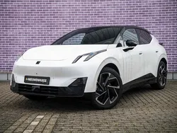 Rood Nieuw 2025 Lynk & Co 02 SUV | € 40.595