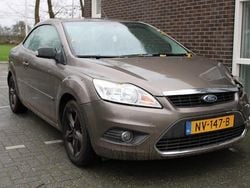 Bruin (metallic) Gebruikt 2008 Ford Focus Cabriolet Trend Cabriolet | € 1.250 (Goede deal)