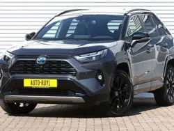 Grijs Gebruikt 2023 Toyota RAV4 Hybrid Edition SUV | € 44.445 (Eerlijke prijs)