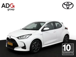 Wit Gebruikt 2021 Toyota Yaris Hybrid Hatchback | € 20.900 (Eerlijke prijs)
