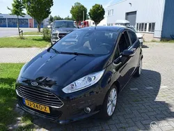Zwart Gebruikt 2016 Ford Fiesta Titanium Hatchback | € 8.950 (Eerlijke prijs)
