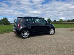 Zwart Gebruikt 2014 VW up! Move Hatchback | € 6.150 (Eerlijke prijs)