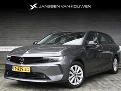 Grijs Gebruikt 2023 Opel Astra Edition Stationwagen | € 21.445 (Eerlijke prijs)