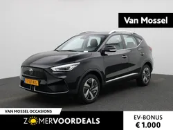 Zwart Gebruikt 2023 MG ZS Comfort Sedan | € 27.795 (Eerlijke prijs)