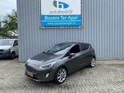 Grijs, metallic lak Gebruikt 2019 Ford Fiesta Titanium Hatchback | € 11.950 (Eerlijke prijs)
