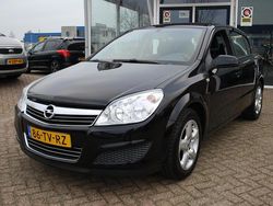 Zwart Gebruikt 2007 Opel Astra Business Hatchback | € 2.950 (Duur)
