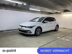 Wit Gebruikt 2021 VW Golf VIII Style Hatchback | € 26.749 (Eerlijke prijs)