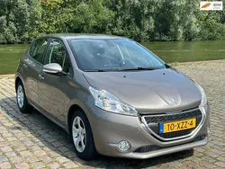 Grijs Gebruikt 2012 Peugeot 208 Active Hatchback | € 4.999 (Eerlijke prijs)