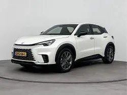 Wit Gebruikt 2024 Lexus LBX Business Edition SUV | € 38.950 (Eerlijke prijs)