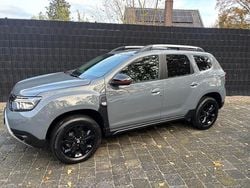 Grijs Gebruikt 2022 Dacia Duster Extreme SUV | € 22.950 (Goede deal)