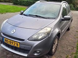 Grijs Gebruikt 2011 Renault Clio II Hatchback | € 2.450 (Goede deal)