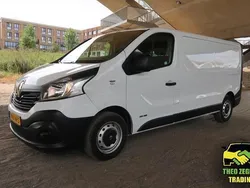 Wit Gebruikt 2015 Renault Trafic Van | € 5.377 (Eerlijke prijs)