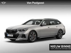 Grijs Gebruikt 2025 BMW i5 Comfort Edition Stationwagen | € 64.900 (Super prijs)