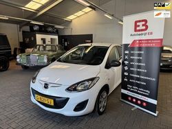 Wit Gebruikt 2012 Mazda 2 Hatchback | € 4.750 (Eerlijke prijs)