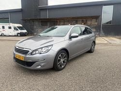 Grijs (metallic) Gebruikt 2015 Peugeot 308 Style Stationwagen | € 6.650 (Super prijs)