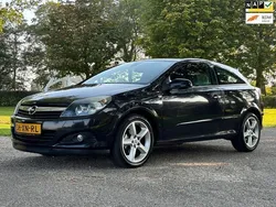 Zwart Gebruikt 2007 Opel Astra GTC Cosmo Hatchback | € 2.250 (Eerlijke prijs)