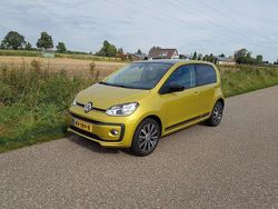 Goud Gebruikt 2017 VW up! Hatchback | € 9.500 (Super prijs)