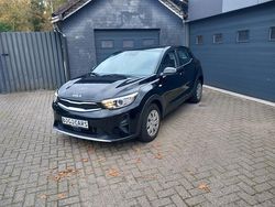 Zwart Gebruikt 2022 Kia Stonic Comfort SUV | € 15.995 (Goede deal)