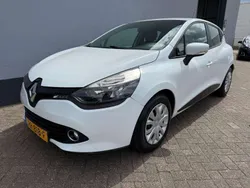 Wit Gebruikt 2014 Renault Clio IV Night&Day Hatchback | € 6.999 (Eerlijke prijs)