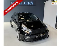 Zwart Gebruikt 2015 Kia Rio Comfort Hatchback | € 7.999 (Eerlijke prijs)