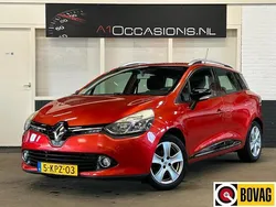 Rood Gebruikt 2013 Renault Clio GrandTour Expression Stationwagen | € 6.795 (Eerlijke prijs)